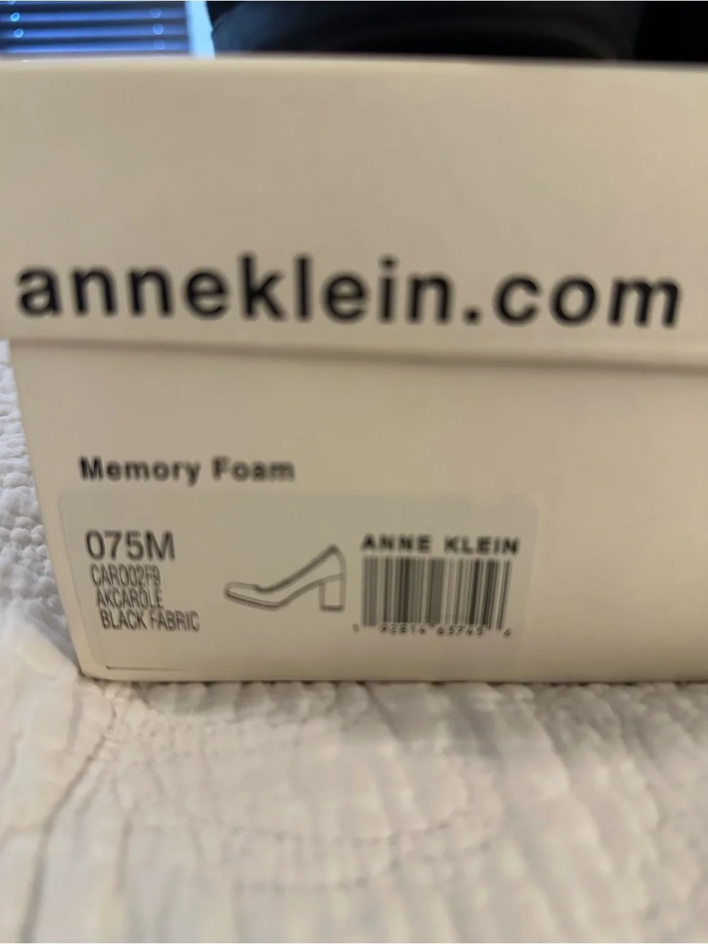 Anne Klein Black Round-Toe Iflex Heels - Picture 4 of 4